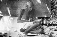 গান্ধী: বিদ্রোহী কিশোর থেকে 'ভারতের জাতির জনক'