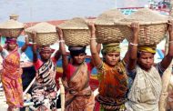 আজ মহান মে দিবস