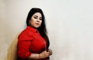 সঙ্গীতে সরব গায়িকা মীরা খান