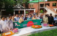 জাতির পিতার সমাধিতে বাংলাদেশ সম্পাদক ফোরামের শ্রদ্ধাঞ্জলি
