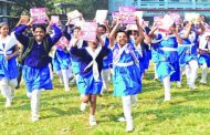 আজ থেকে স্কুলে স্কুলে বই বিতরণ