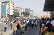 গণপরিবহন বন্ধ, রাস্তায় অফিসগামী মানুষের ভোগান্তি চরমে