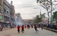 নিউমার্কেটে ফের হামলা, ককটেল বিস্ফোরণ