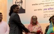 সাফজয়ী নারী ফুটবল দলকে প্রধানমন্ত্রীর সংবর্ধনা
