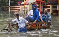 টানা বৃষ্টিতে বিপর্যস্ত তামিলনাডু