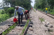 ব্রাহ্মণবাড়িয়ায় গরমে আবার বেঁকেছে রেললাইন