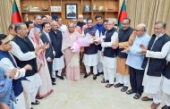 স্বদেশ প্রত্যাবর্তন দিবসে শুভেচ্ছায় সিক্ত প্রধানমন্ত্রী