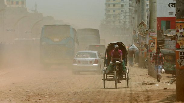 বিশ্বে বায়ুদূষণে আবারও তৃতীয় ঢাকা