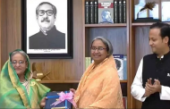 প্রধানমন্ত্রীর কাছে এসএসসি’র ফল হস্তান্তর