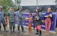 পেকুয়ায় দুর্গতদের পাশে নৌবাহিনী