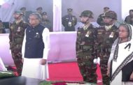 বঙ্গবন্ধুর প্রতিকৃতিতে রাষ্ট্রপতি ও প্রধানমন্ত্রীর শ্রদ্ধা