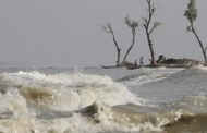 ঝোড়ো বৃষ্টির আভাস, সমুদ্রবন্দরে ৩ নম্বর সংকেত