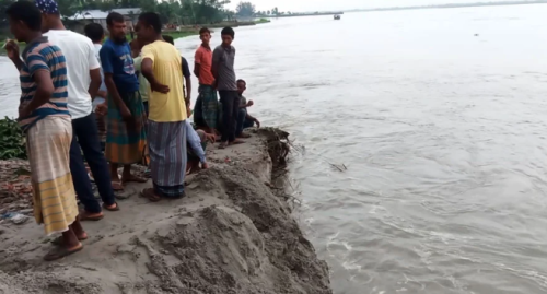 বন্যা-পরবর্তী লালমনিরহাটে বিশুদ্ধ পানির সংকট