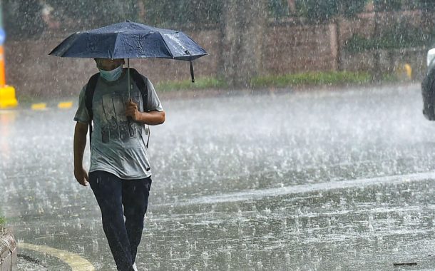 সারা দেশে বজ্রসহ বৃষ্টির আভাস