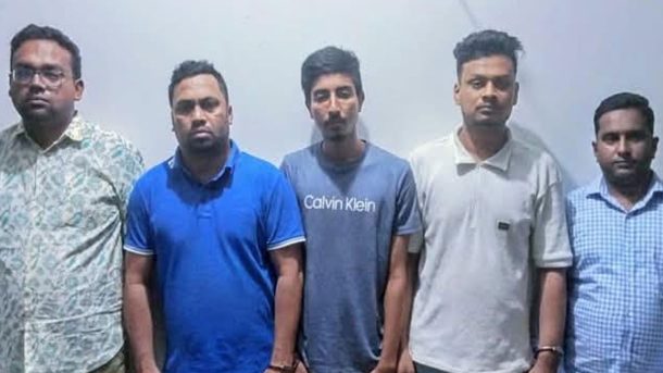 সাবেক মন্ত্রীর বাসা থেকে ছাত্রলীগ-যুবলীগের ৫ নেতাকর্মী গ্রেপ্তার