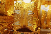 আবারও কমল সোনার দাম