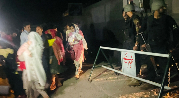 পাকিস্তানে দুটি মসজিদে হামলা চালিয়েছে ভারত, নিহত বেড়ে ৮