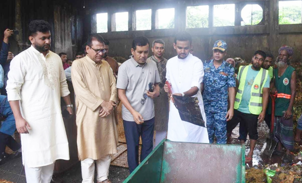 একযোগে ৭৫ ওয়ার্ডে বর্জ্য অপসারণ শুরু করল দক্ষিণ সিটি