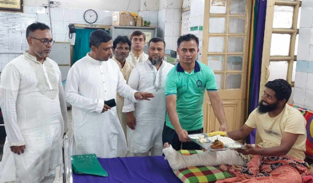 ঢাকা মেডিকেল : রোগীদের সেবায় নিয়োজিত ২০০ চিকিৎসক, ৬০০ নার্স