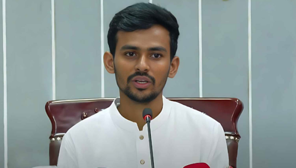 ঈদের তৃতীয় দিনও চলবে পরিচ্ছন্নতা কার্যক্রম : উপদেষ্টা আসিফ মাহমুদ