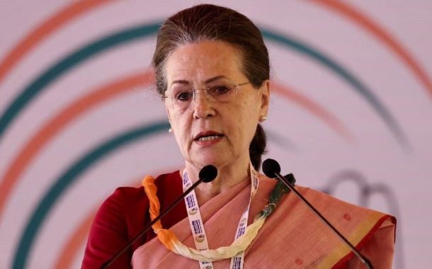 গাজা নিয়ে মোদির ‘লজ্জাজনক নীরবতার’ কঠোর সমালোচনা সোনিয়া গান্ধীর