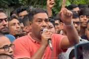‘এনসিপির বাচ্চা পোলাপান ডিসি-এসপির অফিসে পায়ের ওপর পা দিয়ে বসে থাকে’
