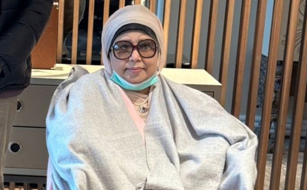 স্বাস্থ্য পরীক্ষার জন্য রাতেই হাসপাতালে নেওয়া হচ্ছে খালেদা জিয়াকে