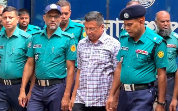 রাজসাক্ষী সাবেক আইজিপি চৌধুরী মামুন ট্রাইব্যুনালে, নেই হেলমেট-হাতকড়া