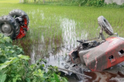 রেল ক্রসিংয়ে নেই গেটম্যান, ট্রেন-ট্রাক্টর সংঘর্ষ