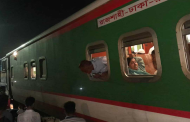 গাজীপুরে ট্রেন লাইনচ্যুত, উত্তরবঙ্গের সঙ্গে চলাচল বন্ধ