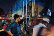গাজীপুরে লাইনচ্যুত কোচ উদ্ধার, ট্রেন চলাচল স্বাভাবিক