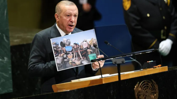 জাতিসংঘে গাজার ক্ষুধার্ত মানুষের ছবি দেখালেন এরদোয়ান