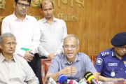 ‘পূজা নিয়ে শঙ্কা নেই, তবে প্রতিবেশী দেশ ও ফ্যাসিস্টের সহযোগীরা গুজব সৃষ্টির চেষ্টা করবে’