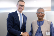 ফিনল্যান্ডের প্রেসিডেন্টের সঙ্গে প্রধান উপদেষ্টার বৈঠক