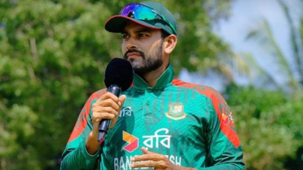 ব্যাটারদের দায় দিয়ে হতাশা প্রকাশ মিরাজের