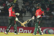 সাইফ-ঝড়ে বাংলাওয়াশ আফগানিস্তান