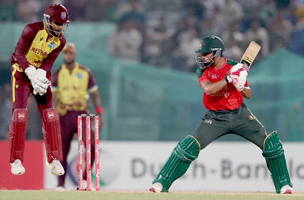 ব্যাটিং ব্যর্থতায় হারল বাংলাদেশ