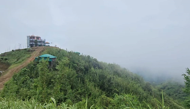 বান্দরবানে পর্যটকরা নির্বিঘ্নে ভ্রমণ করতে পারবেন : জেলা প্রশাসক