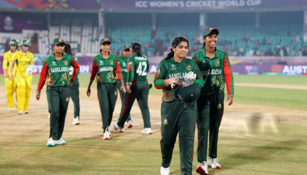 বাংলাদেশকে ১০ উইকেটে হারিয়ে সেমিফাইনালে অস্ট্রেলিয়া