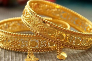সোনার দাম বেড়ে ছাড়াল ২ লাখ ৪ হাজার