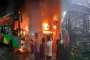 মধ্যরাতে রাজধানীর তিন বাস ও প্রাইভেটকারে আগুন
