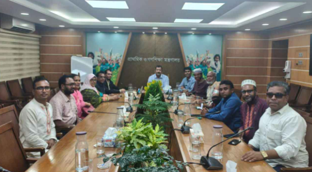 সরকারের আশ্বাসে প্রাথমিক শিক্ষকদের কর্মবিরতি আপাতত স্থগিত