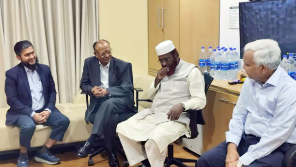 হাসপাতালে গিয়ে খালেদা জিয়ার খোঁজ নিলেন জামায়াত সেক্রেটারি