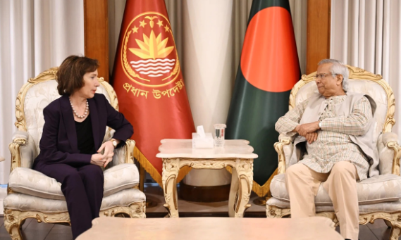 আসন্ন নির্বাচন আয়োজনে ‘আমরা পুরোপুরি প্রস্তুত’ : প্রধান উপদেষ্টা