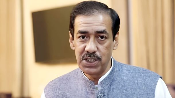 মানবতাবিরোধী অপরাধ ছেলেসহ শামীম ওসমানের বিরুদ্ধে ট্রাইব্যুনালে আনুষ্ঠানিক অভিযোগ জমা