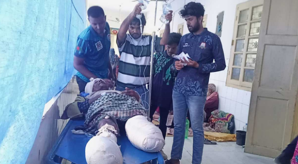 চলন্ত ট্রেন থেকে নামতে গিয়ে বাদাম বিক্রেতার দুই পা বিচ্ছিন্ন