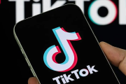 নতুন মার্কিন চুক্তিতে টিকটকের অভিজ্ঞতা বদলাতে পারে কী?