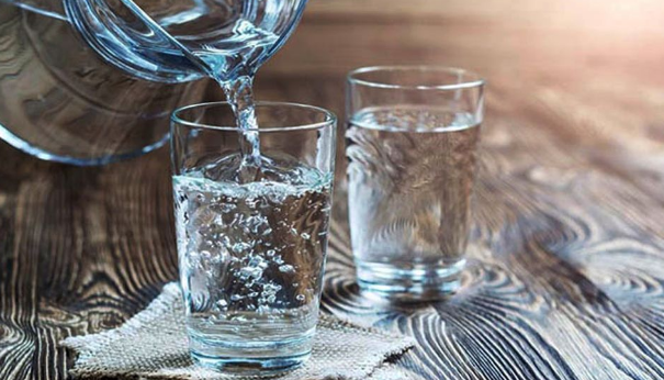 শীতে পানিশূন্যতা এড়াতে যেসব পানীয় পান করবেন