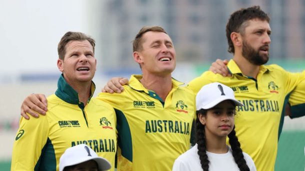 বাঁচামরার লড়াইয়ের আগে অস্ট্রেলিয়া দলে বড় তারকা