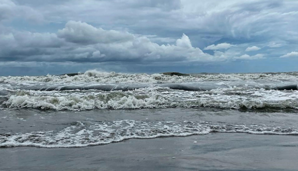 বঙ্গোপসাগরে লঘুচাপ : দুই দিন ৪ বিভাগে বজ্রসহ বৃষ্টির আভাস